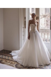 Şık Gelinlik Modeli 12