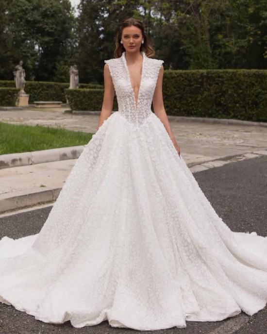 Şık Gelinlik Modeli 30