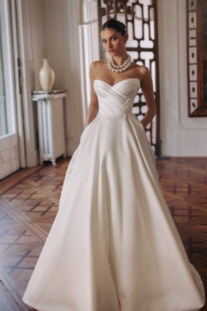 Şık Gelinlik Modeli 13