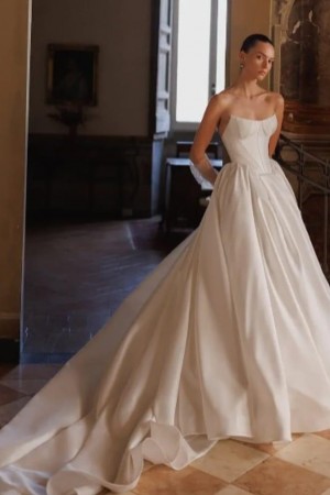 Şık Gelinlik Modeli 22